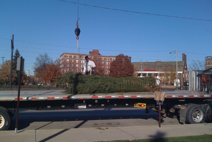 Christmas On Shaker Square