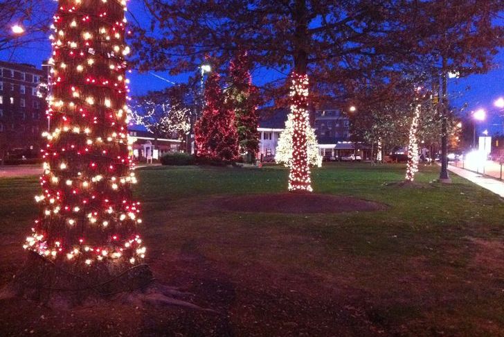 Christmas On Shaker Square