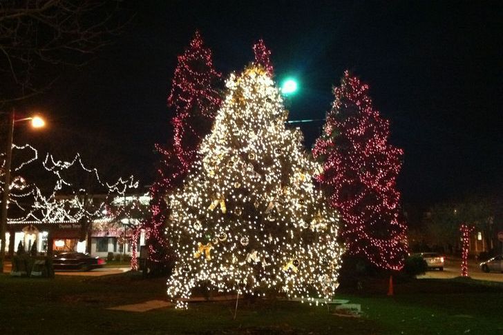 Christmas On Shaker Square